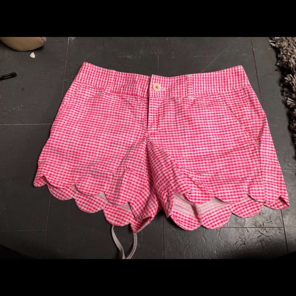 Pink checked scallop Lilly Pulitzer shorts